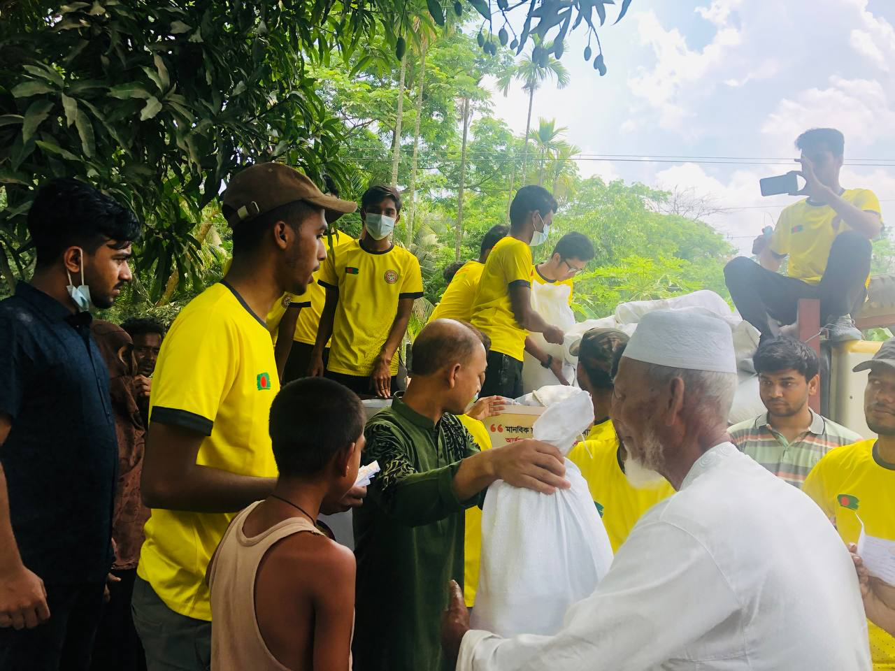 Iftar Distribution
